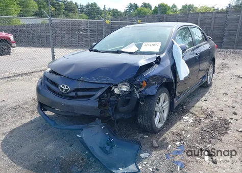 2013 Toyota Corolla S z USA, uszkodzony, nr VIN 2T1BU4EE4DC110859